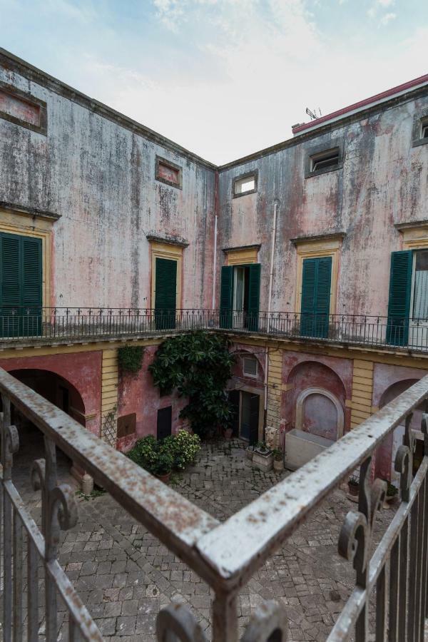 Palazzo Leuzzi B&B Galatone Exteriör bild